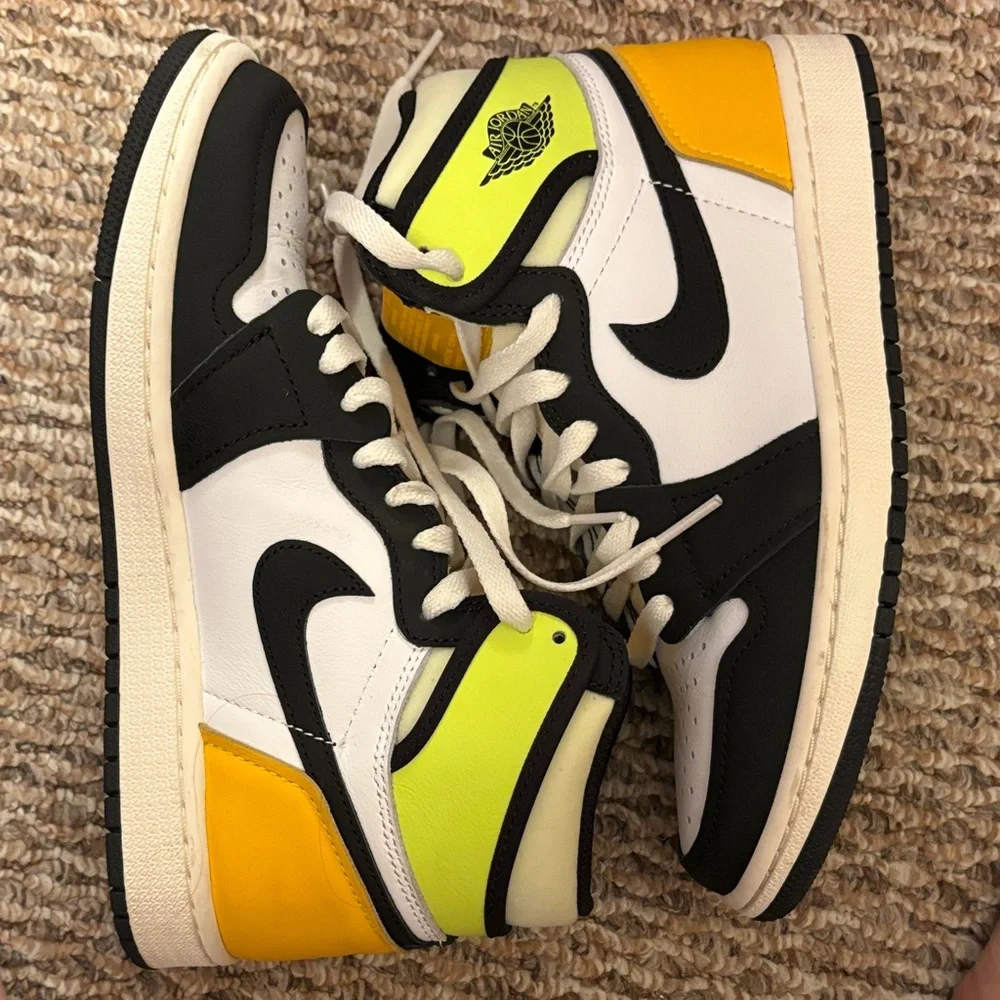 Jordan Kids Sneakers - Black, White, Yellow, Neon Green - Picture 2 of 6